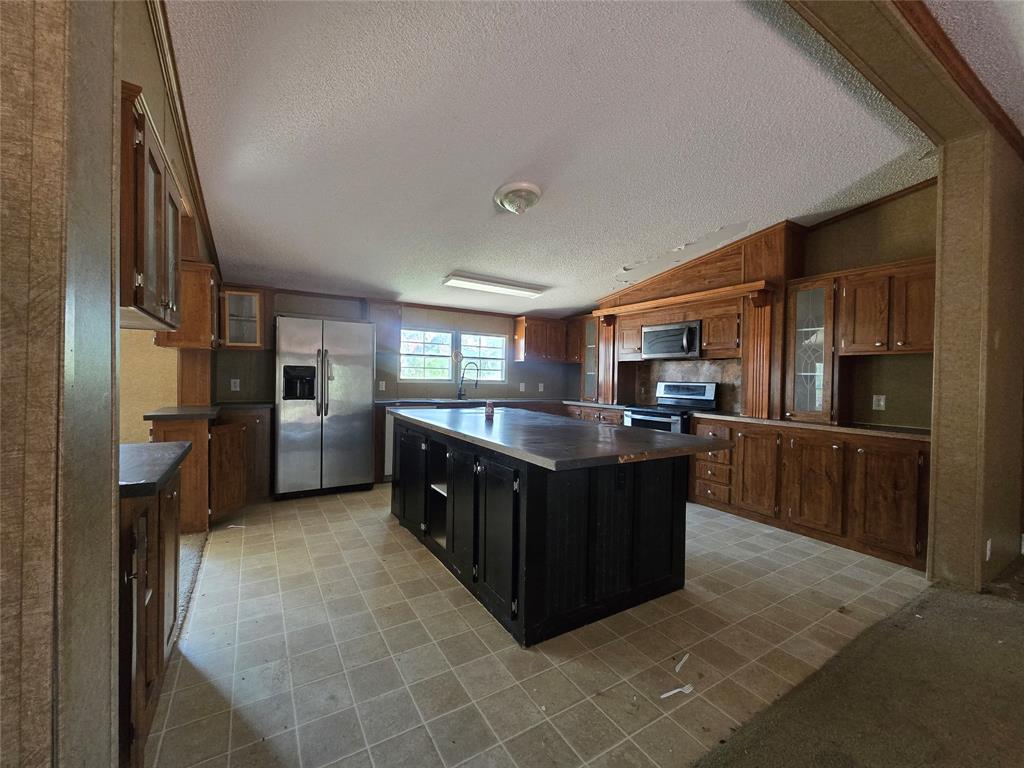 3003 Hilltop Road Property Photo 14