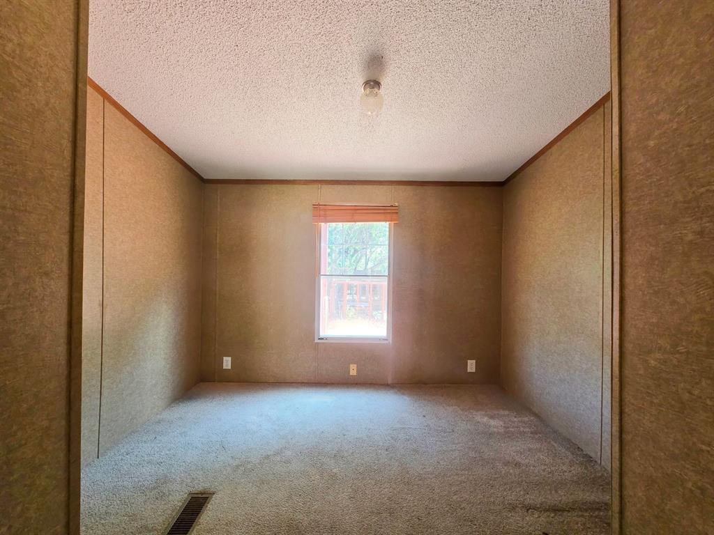 3003 Hilltop Road Property Photo 17