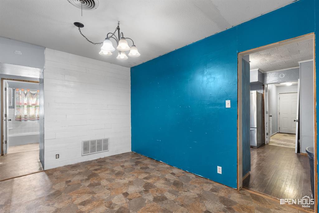 206 E Summit Avenue Property Photo 8