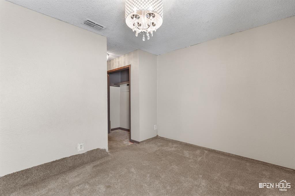 206 E Summit Avenue Property Photo 15