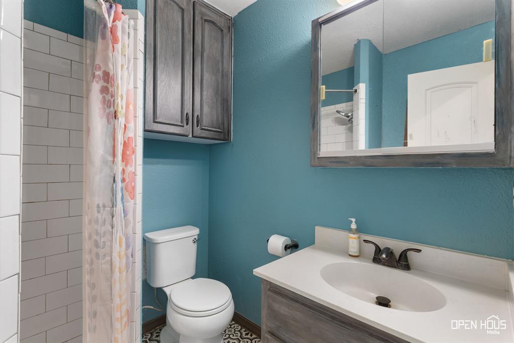206 E Summit Avenue Property Photo 17