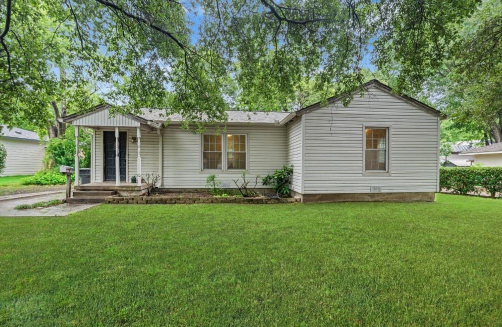 10814 Castolon Drive Property Photo 1