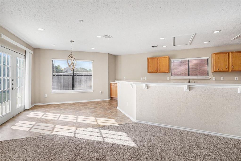 5233 Blue Circle Property Photo 5