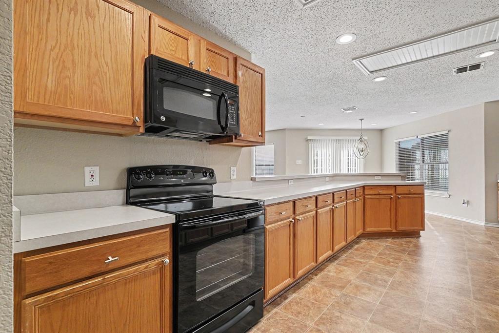 5233 Blue Circle Property Photo 7