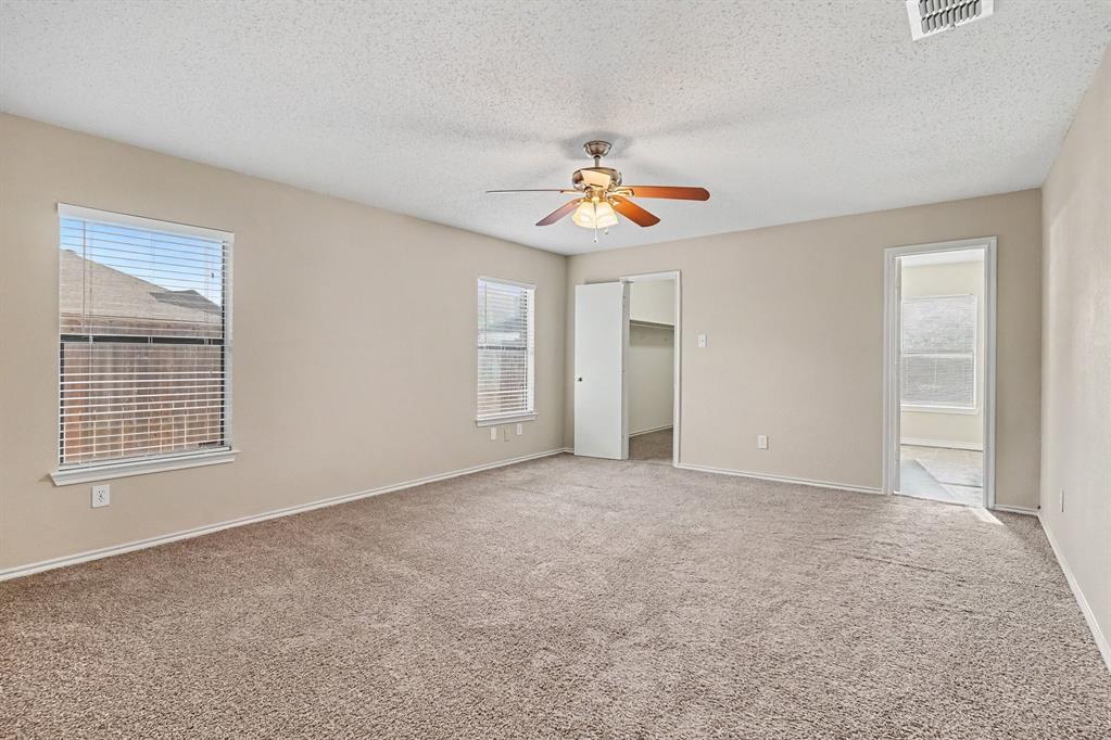 5233 Blue Circle Property Photo 8
