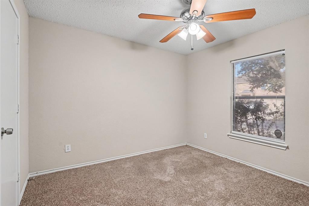 5233 Blue Circle Property Photo 12