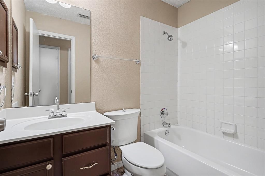 5233 Blue Circle Property Photo 14