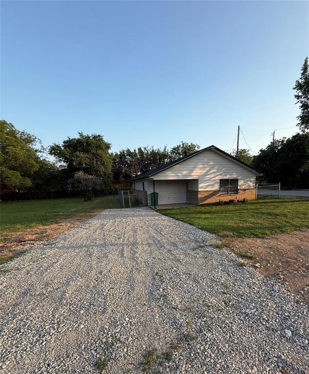 739 W Pine Street Property Photo 20