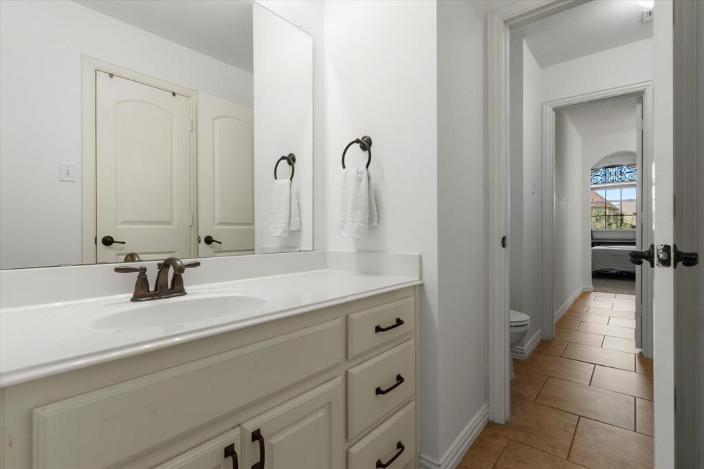 8012 Red River Run Property Photo 33