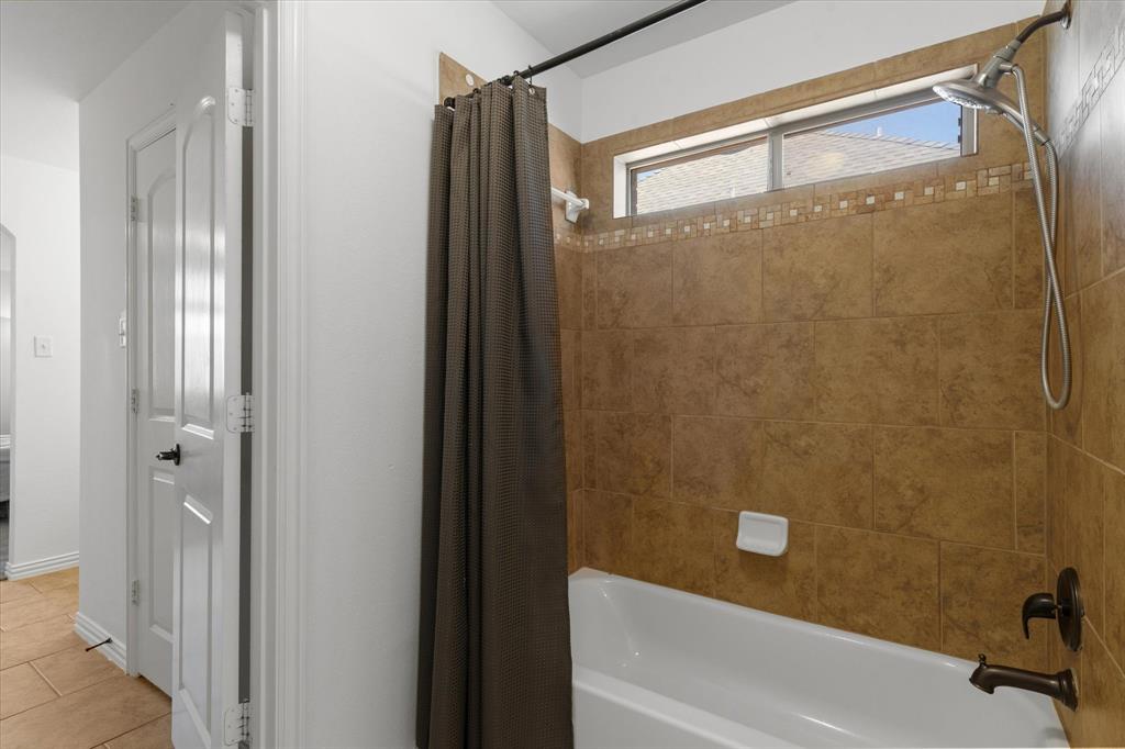 8012 Red River Run Property Photo 34