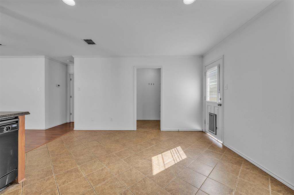 1341 Haley Lane Property Photo 14
