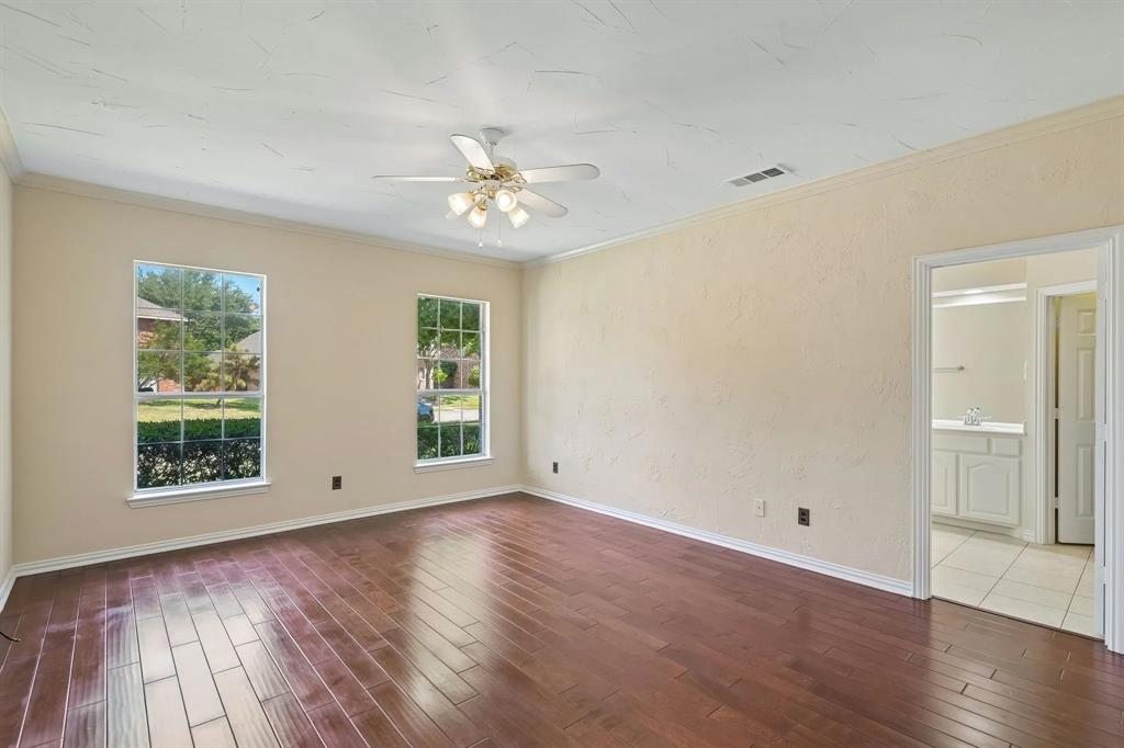 525 Blackfield Drive Property Photo 20