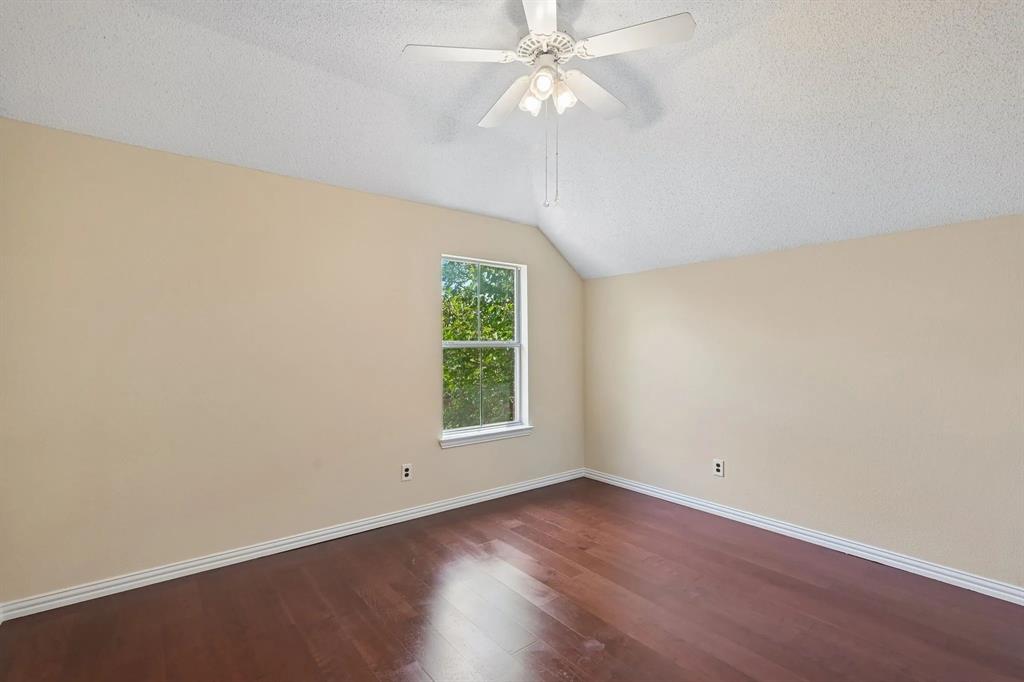 525 Blackfield Drive Property Photo 26