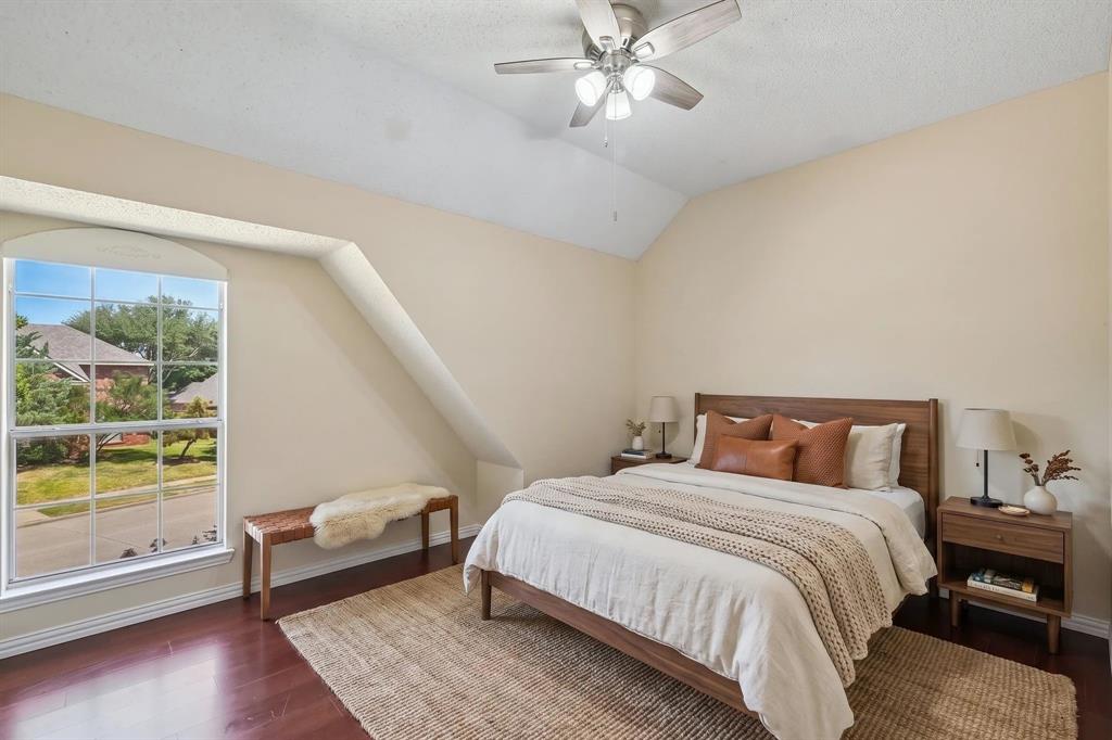 525 Blackfield Drive Property Photo 28