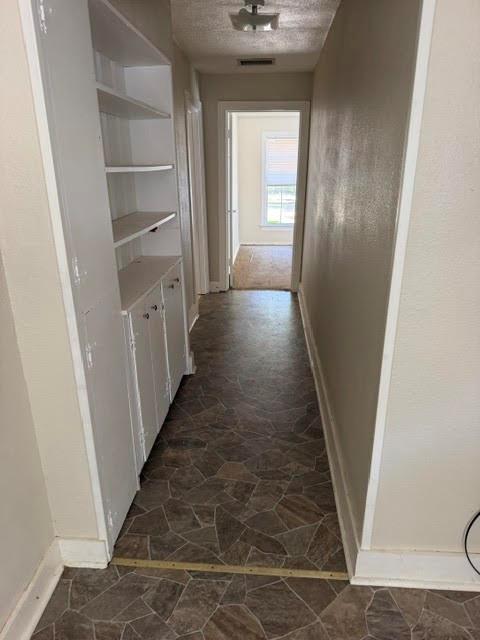 1033 Lockhart Property Photo 8