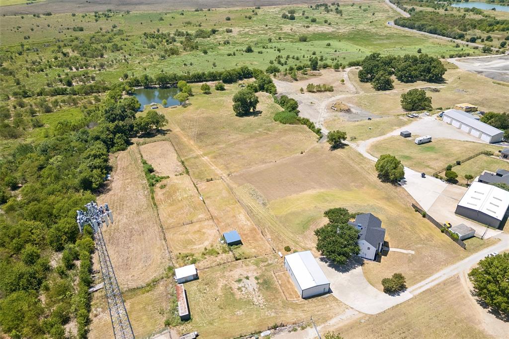 9578 Fm 740 Property Photo 12