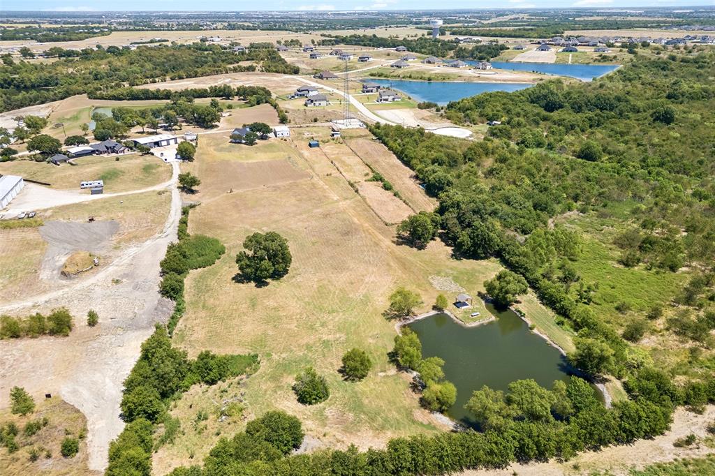 9578 Fm 740 Property Photo 13