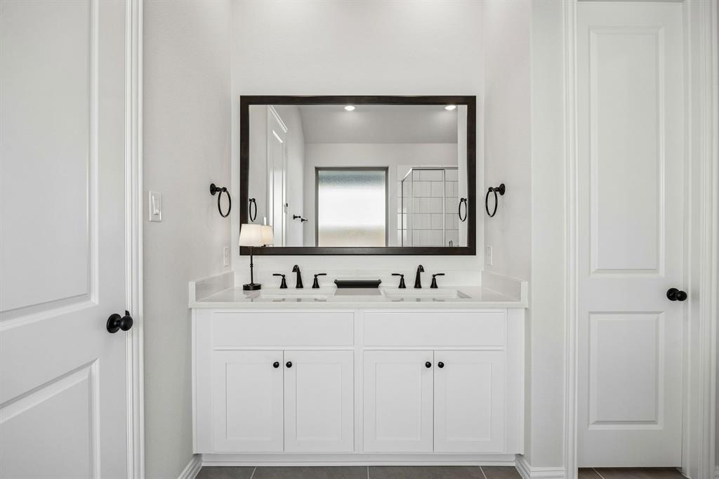 3717 Aqua Lane Property Photo 15