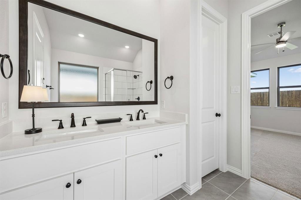 3717 Aqua Lane Property Photo 16
