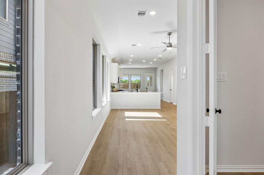 3717 Aqua Lane Property Photo 24