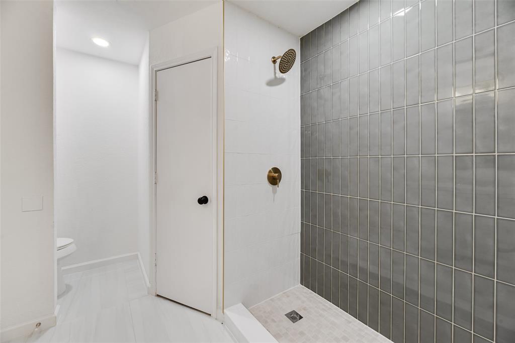 3500 Raynorwood Court Property Photo 27