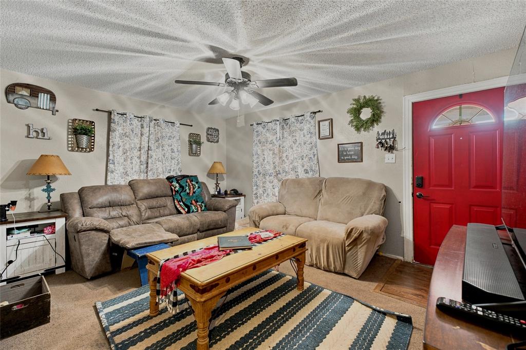 3225 S 4th Street Property Photo 4