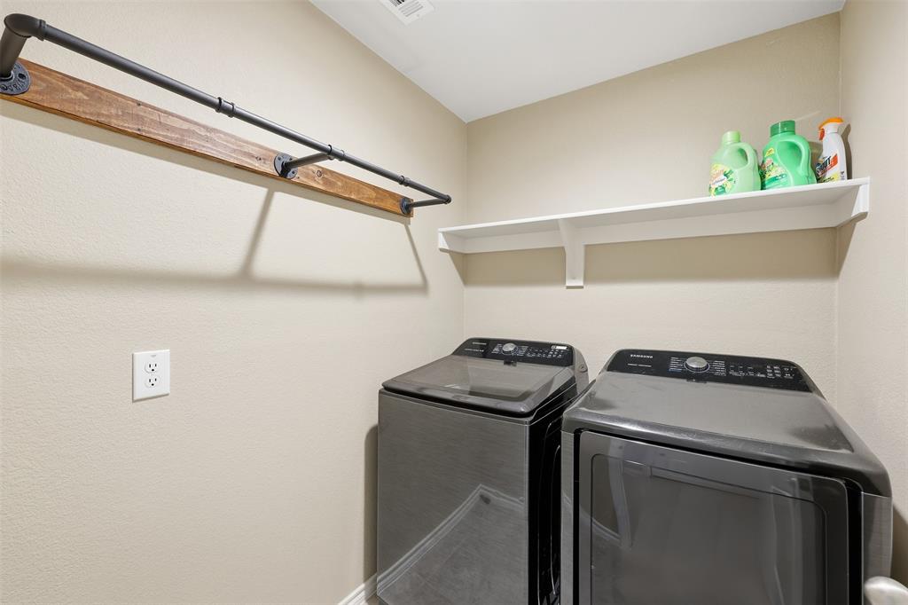 613 Whitecomb Lane Property Photo 24