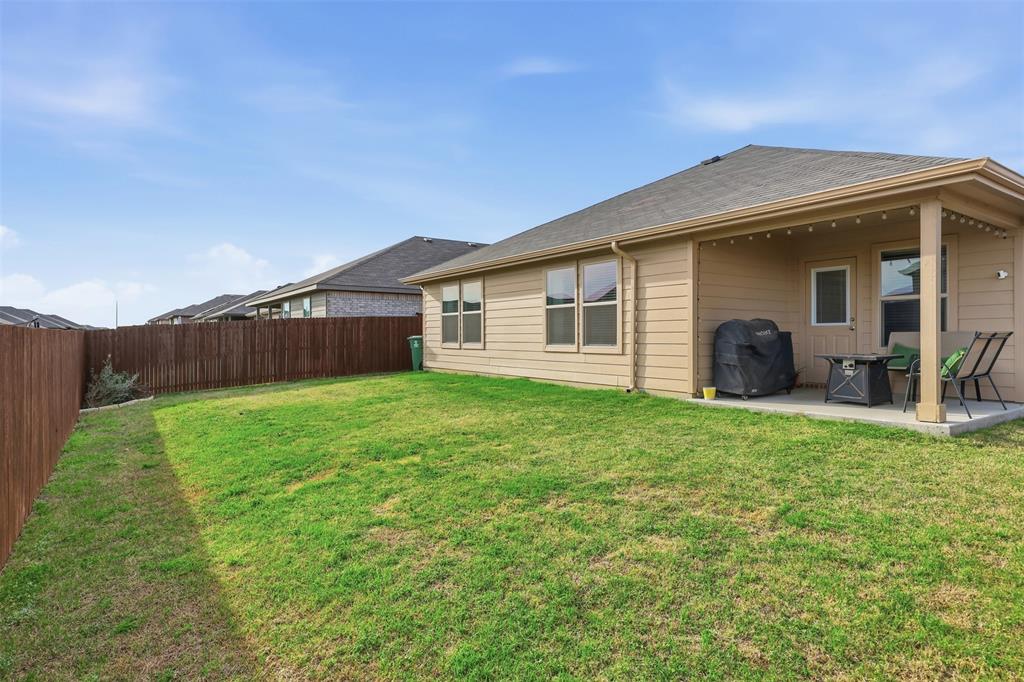 613 Whitecomb Lane Property Photo 32
