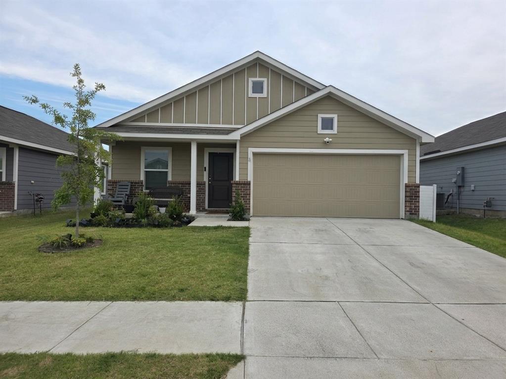 425 Dewberry Street Property Photo 1