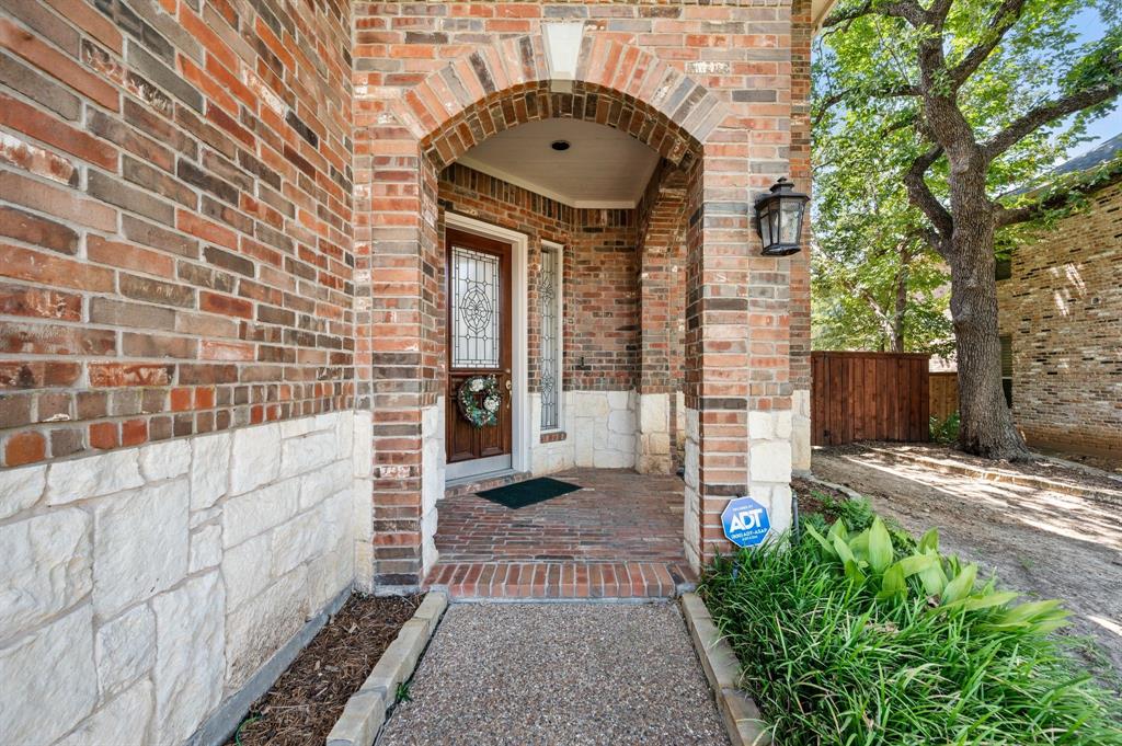 2020 Cedar Ridge Drive Property Photo 1
