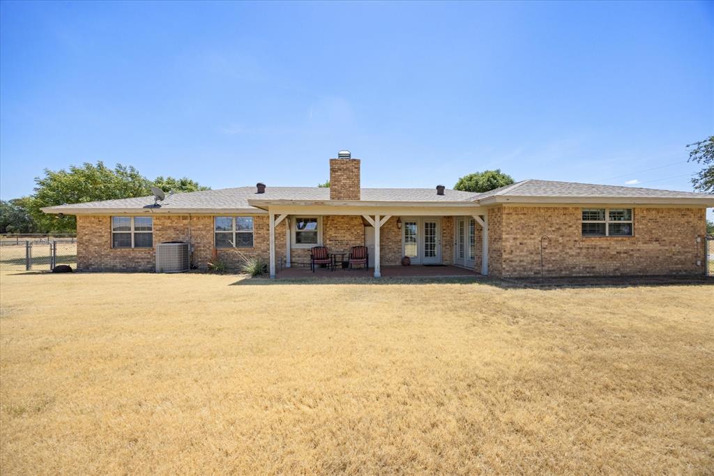 330 Reed Road Property Photo 27