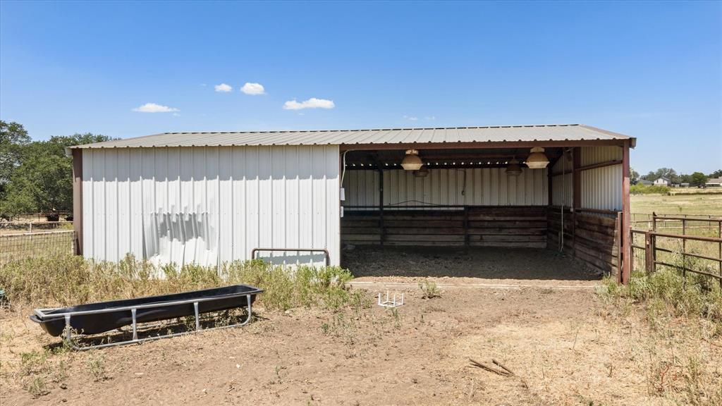 330 Reed Road Property Photo 32