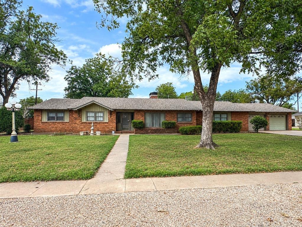1601 N Avenue F Property Photo 1