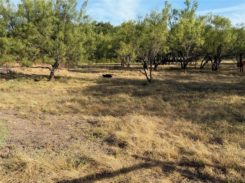 3930 Crestridge Drive Property Photo 4