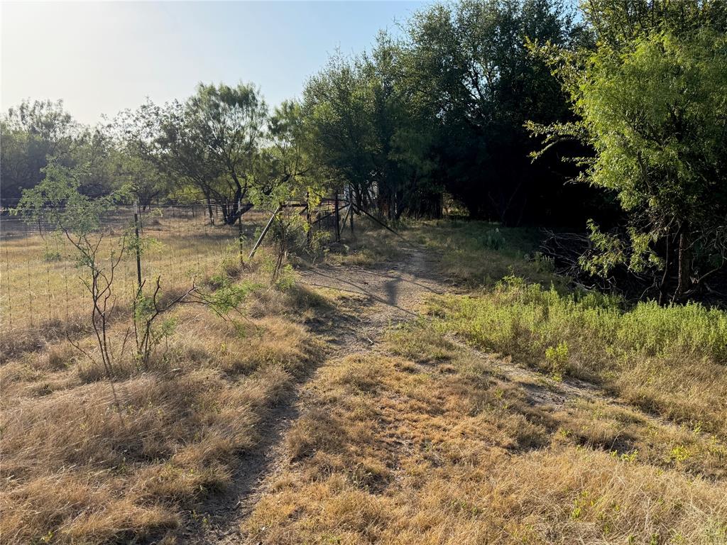 3930 Crestridge Drive Property Photo 20