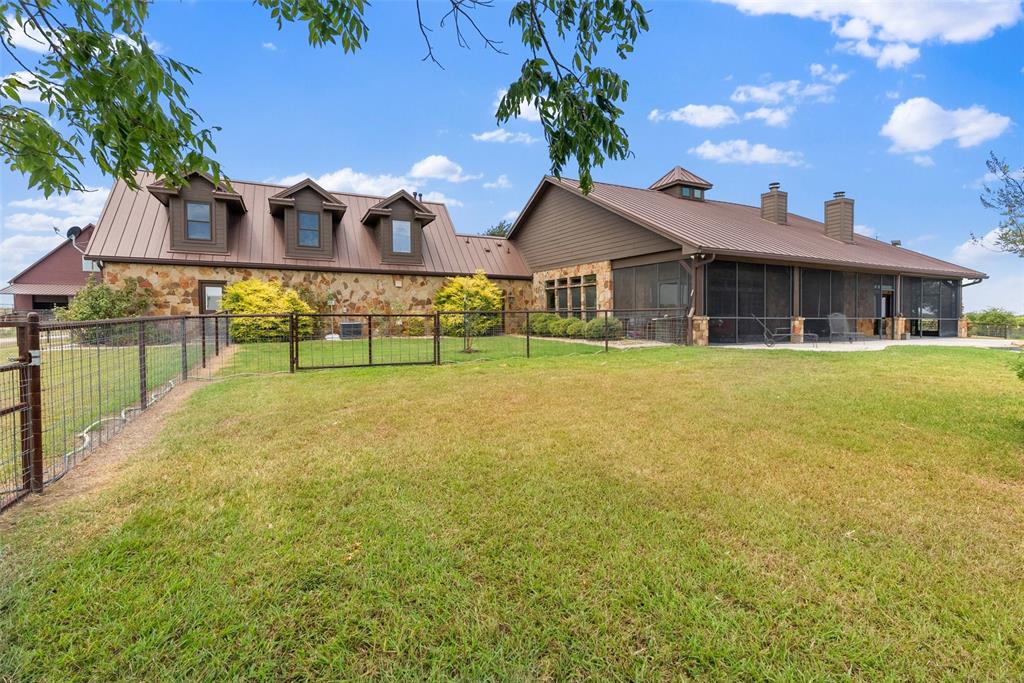894 Blue Cut Road Property Photo 2