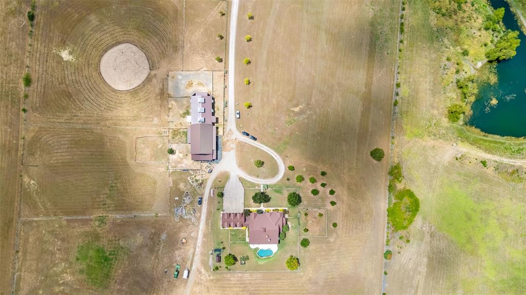 894 Blue Cut Road Property Photo 4