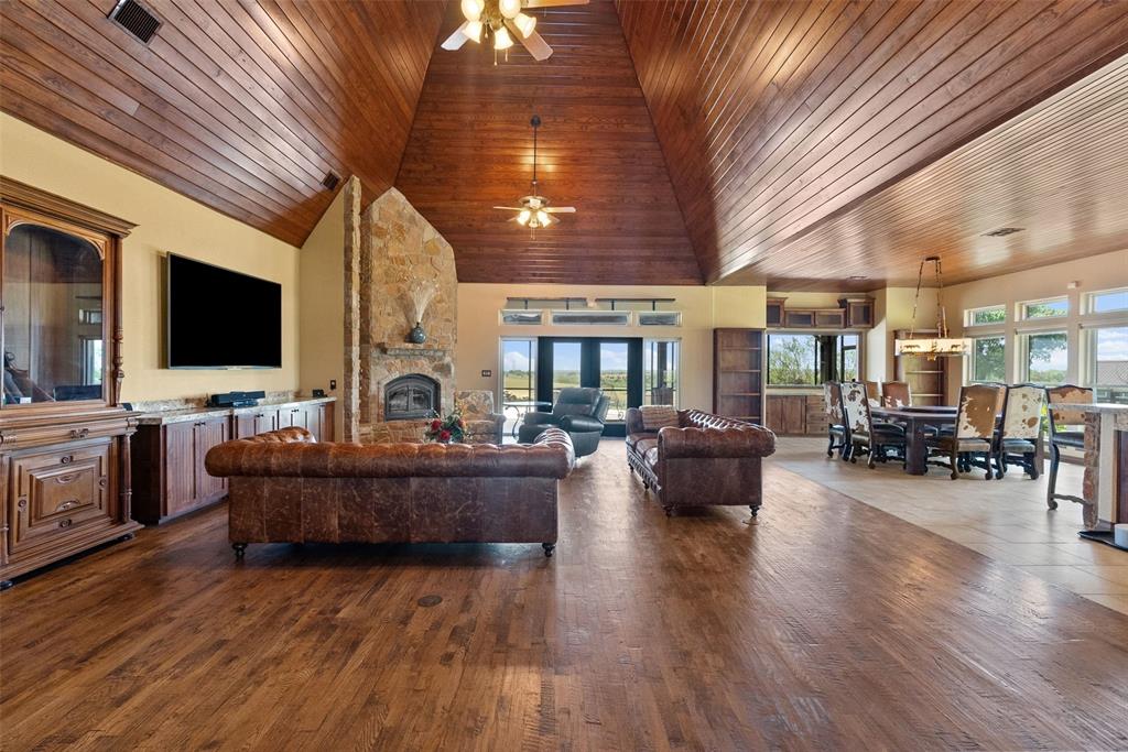 894 Blue Cut Road Property Photo 11
