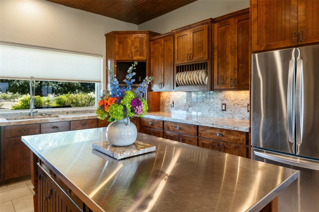 894 Blue Cut Road Property Photo 15