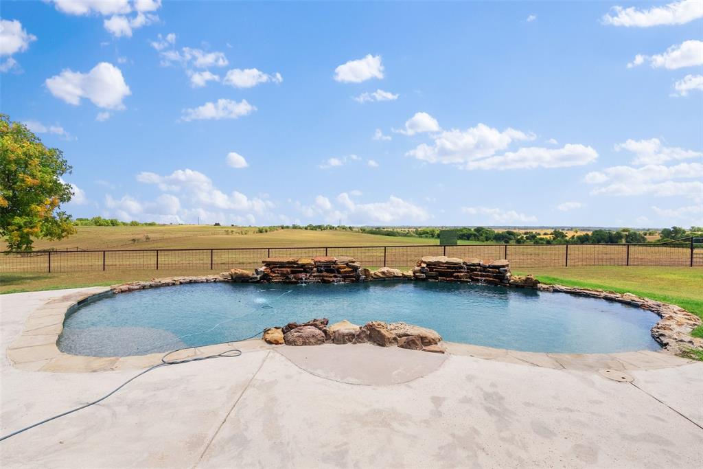 894 Blue Cut Road Property Photo 32