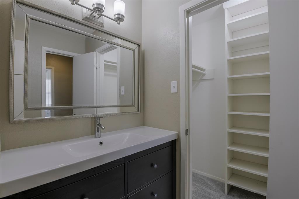 326 Westview Terrace Property Photo 17