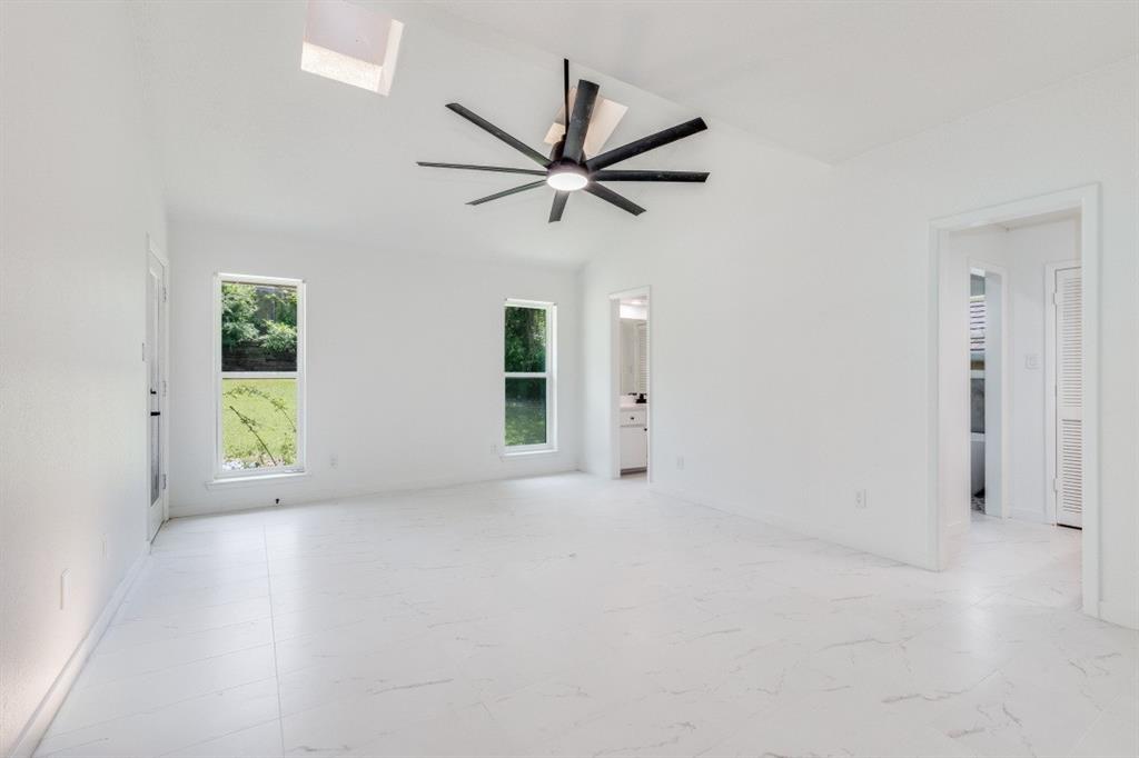 7717 Woodside Hill Property Photo 7