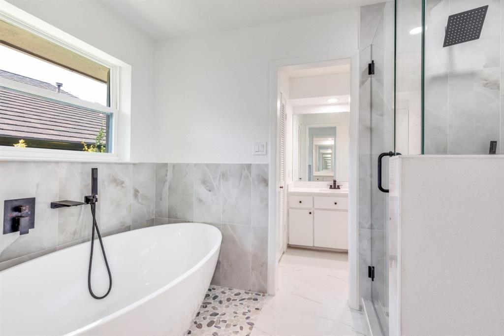 7717 Woodside Hill Property Photo 8
