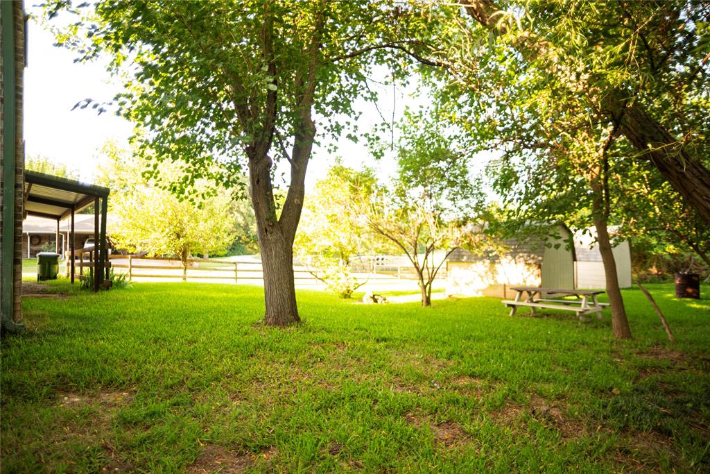 150 Private Road 4656 Property Photo 31