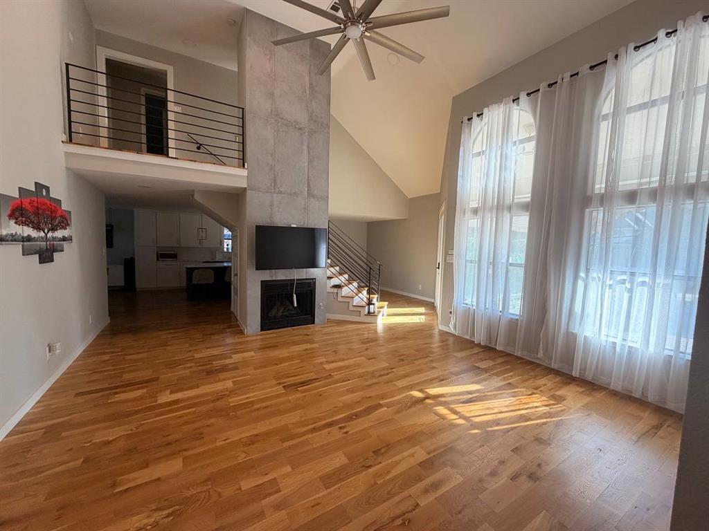 901 Ridgemont Drive Property Photo 4