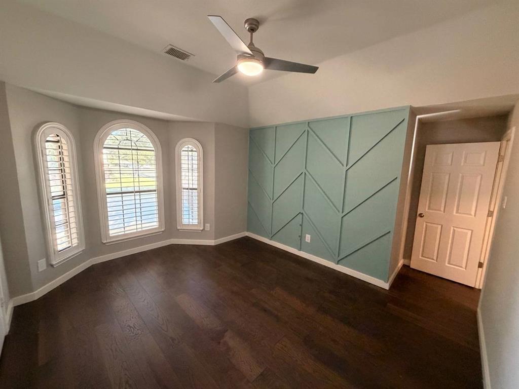 901 Ridgemont Drive Property Photo 11