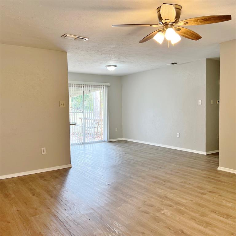 1420 Hillside Drive Property Photo 3