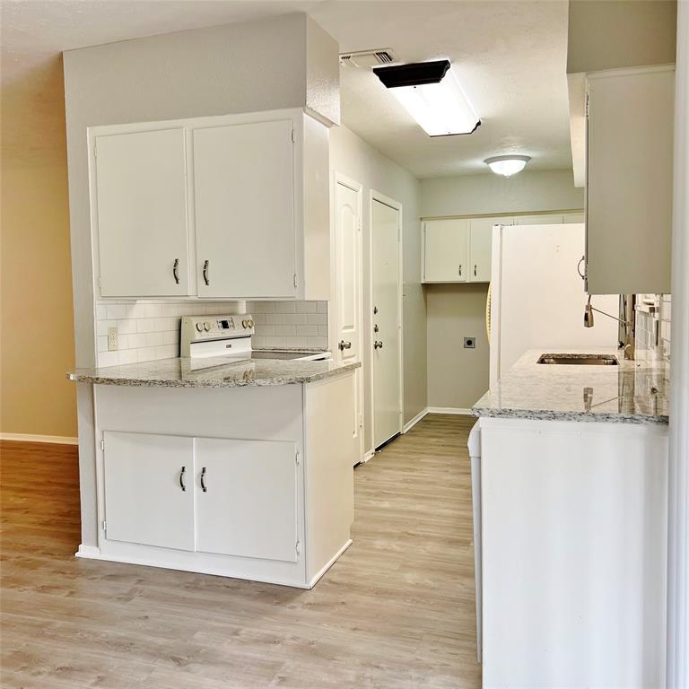 1420 Hillside Drive Property Photo 4
