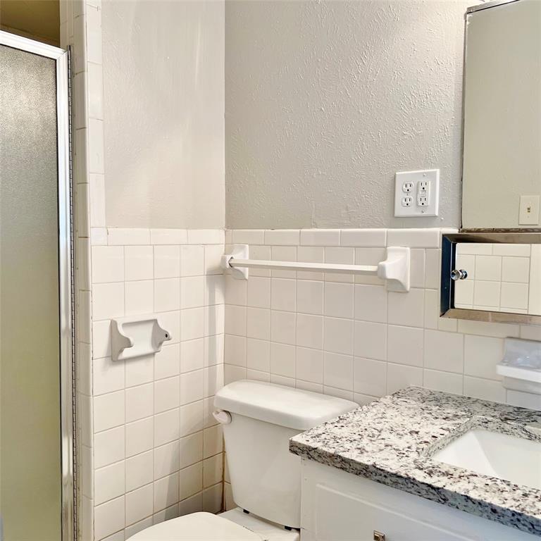 1420 Hillside Drive Property Photo 8