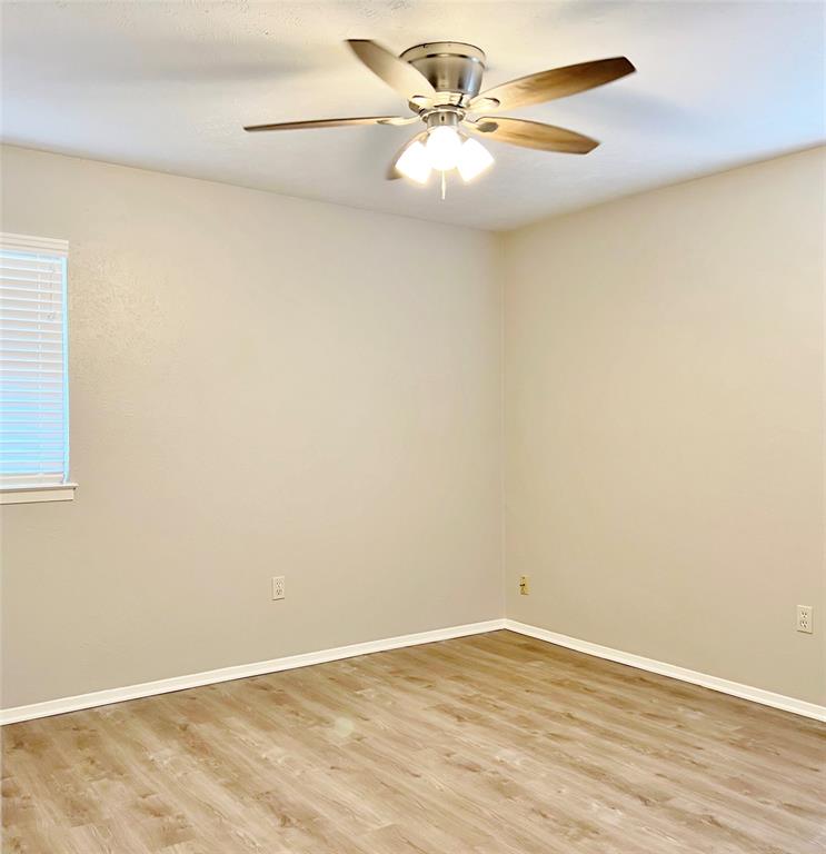 1420 Hillside Drive Property Photo 9
